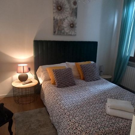 Room In Arena In Fiera Verona Exterior foto
